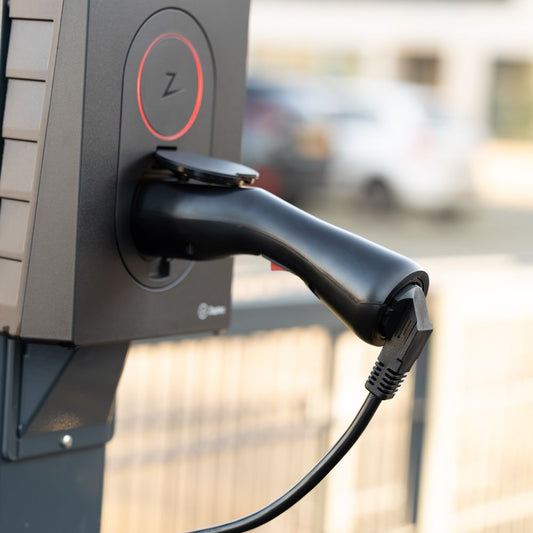 Adattatore Tipo 2 (stazione di ricarica) a presa Schuko Tipo F 230V