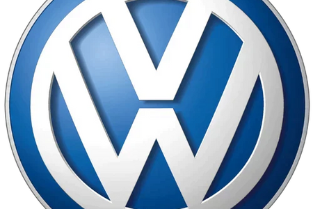 Volkswagen Passat GTE charging cable