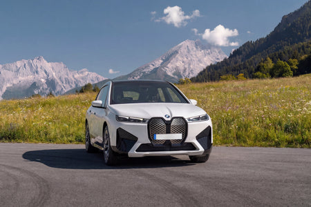 BMWiX M60 charging cable